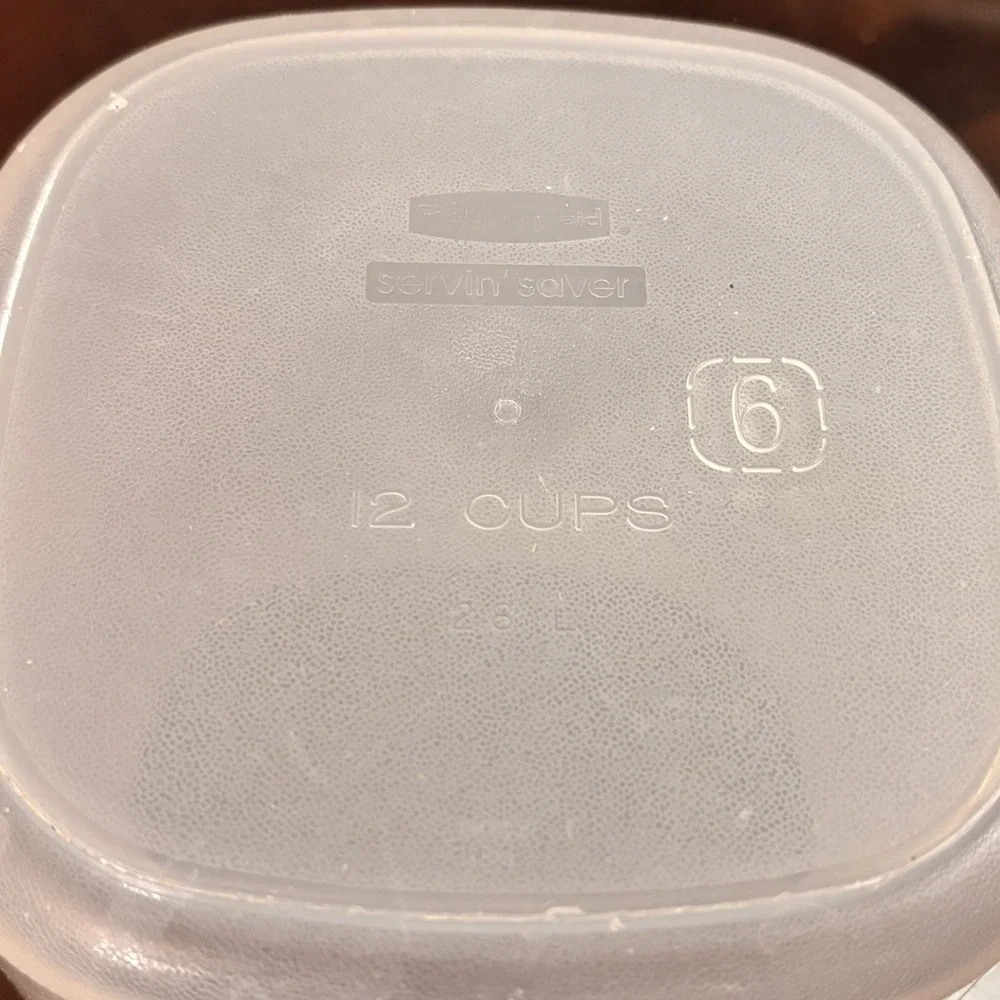 Vintage Rubbermaid Servin Saver #6 12 Cup 3 Qt Container Almond Lid Food